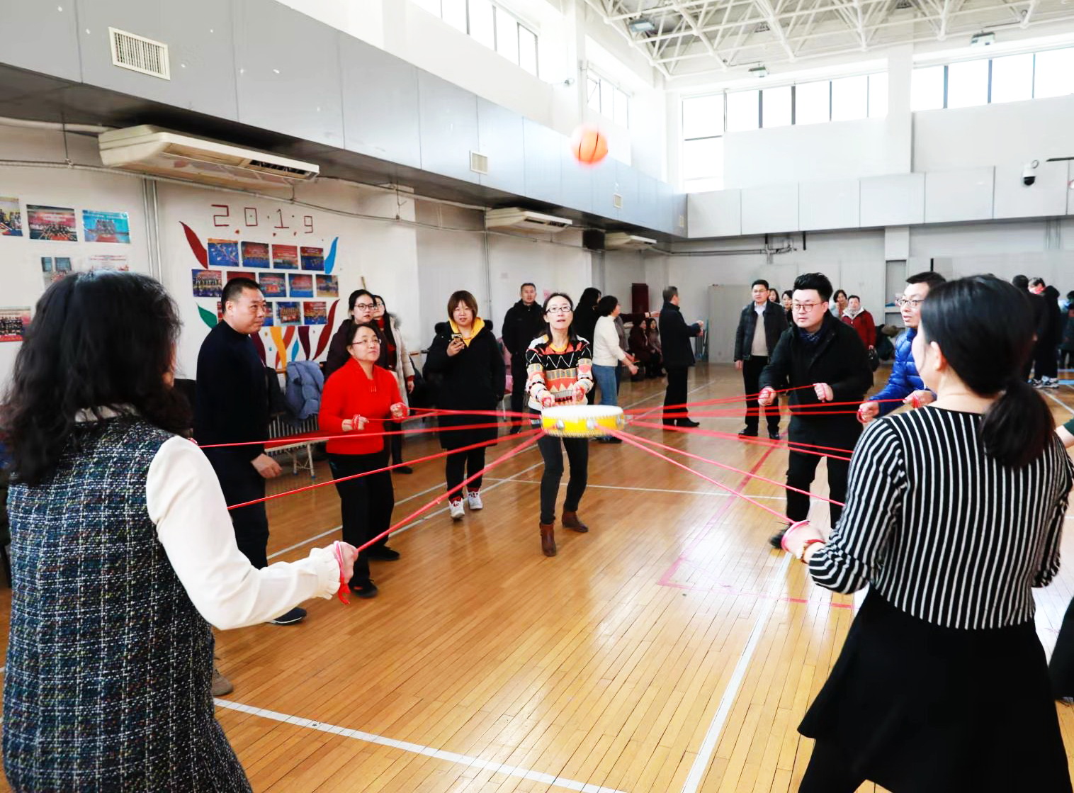 機關工會舉辦“奮進新時代、歡度幸福年”機關教職工新春聯歡活動