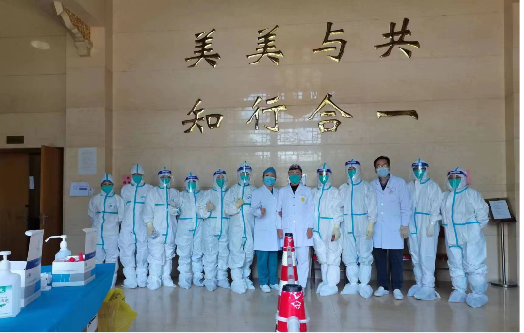共克時艱 | “校園大白”，好樣的！